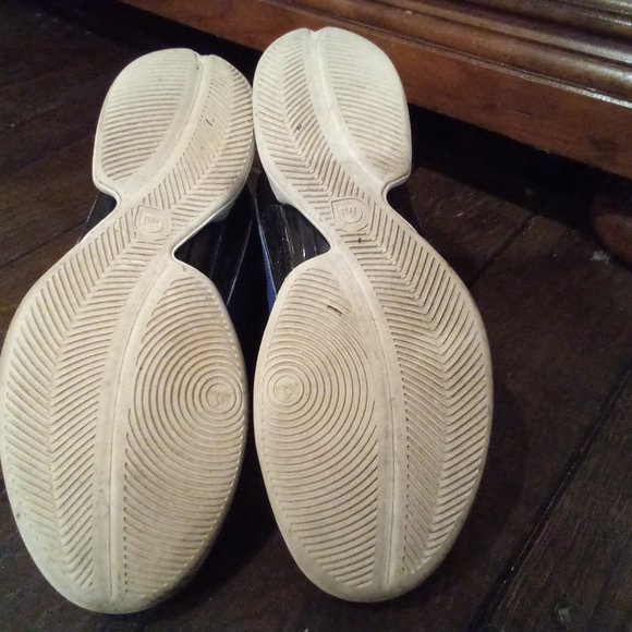 Derrick Rose running shoes, size 13 - Picture 3 of 6